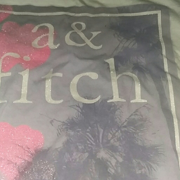 NWOT A&F kids  (girls) pretty t-shirt ( - Picture 5 of 5